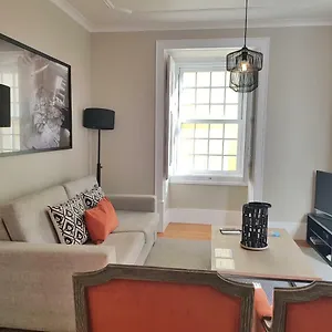 Apartment Lisbon Finestay Bica Apartment, Lisbon